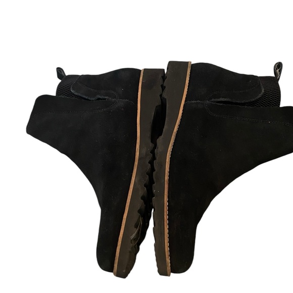 Blondo Matilda waterproof lug sole suede leather her Chelsea boot Sz 8 vgc - Picture 4 of 9